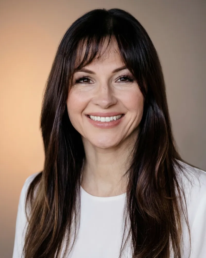 Dr. Joanna Jarecki Dr. Joanna Jarecki