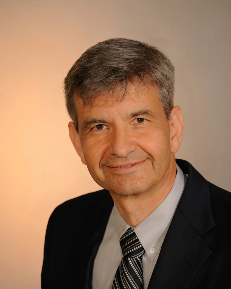 Dr. Richard Tytus Dr. Richard Tytus